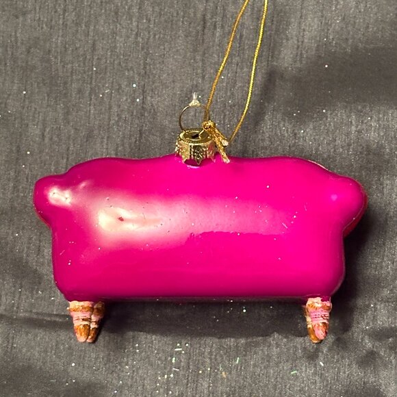 Settee Chesterfield ornament - red in color - Picture 5 of 5